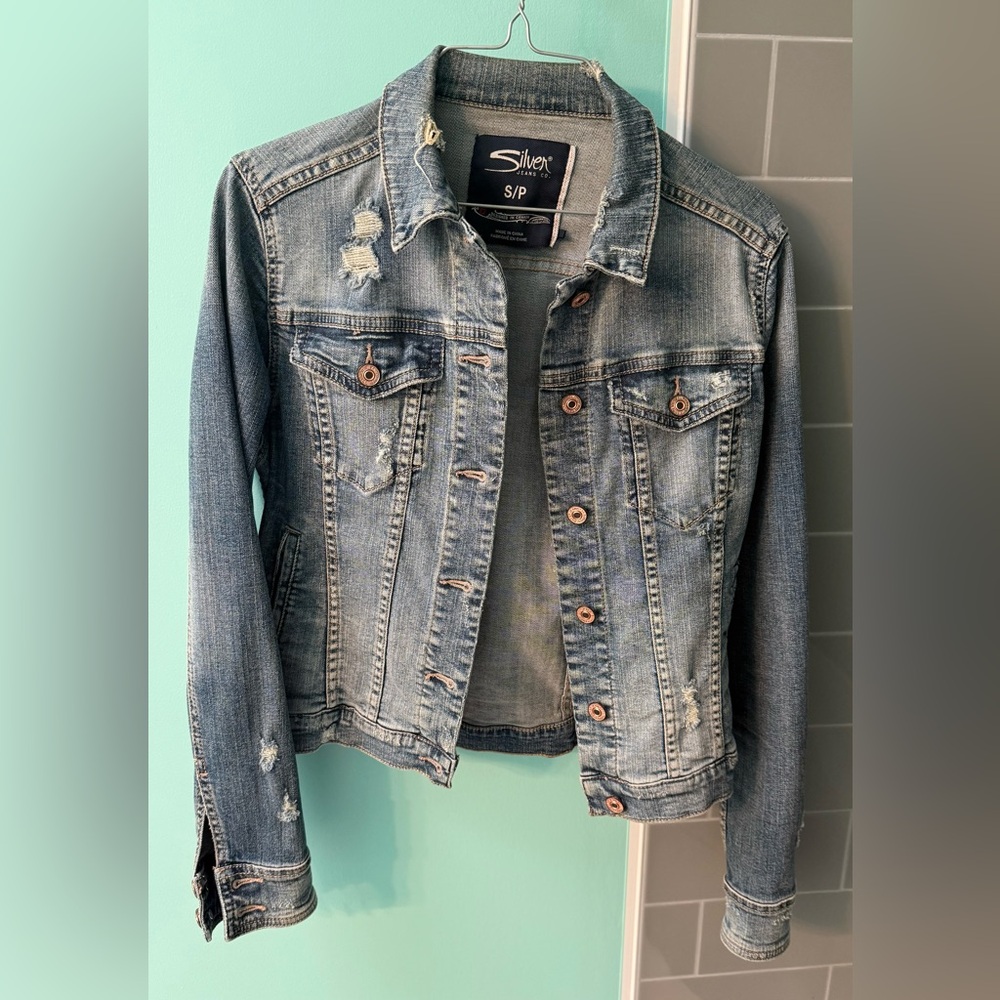 (SOLD)Silver Jeans Women's Jean Jacket
